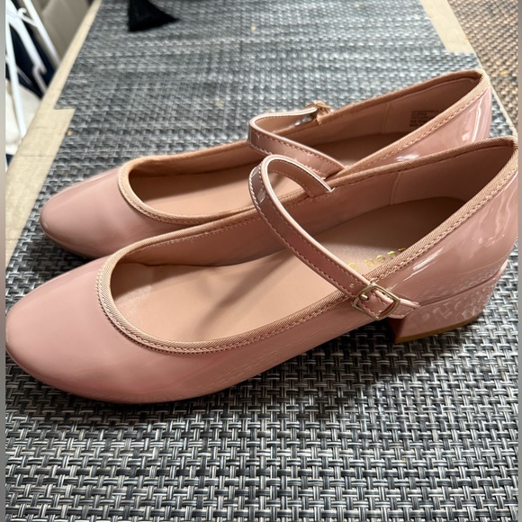 Steve Madden Blush Mary Jane Flats - Picture 2 of 4